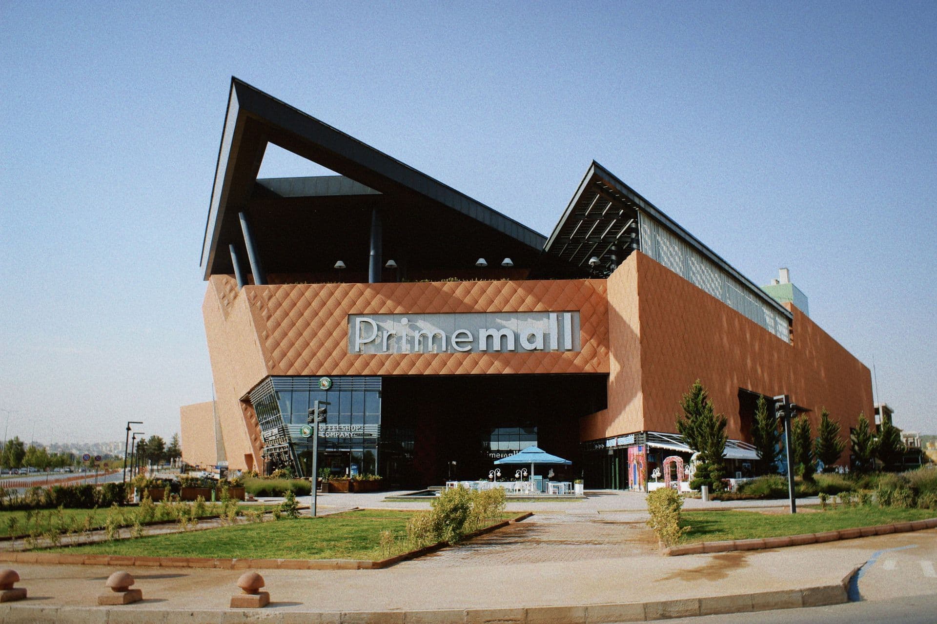 Community & Neighbourhood Retail